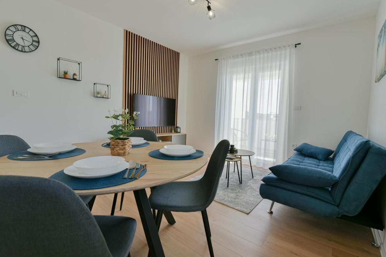Apartments Noa ซูโกชัน ภายนอก รูปภาพ