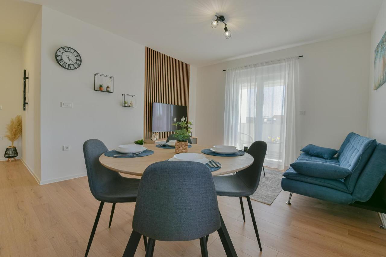 Apartments Noa ซูโกชัน ภายนอก รูปภาพ