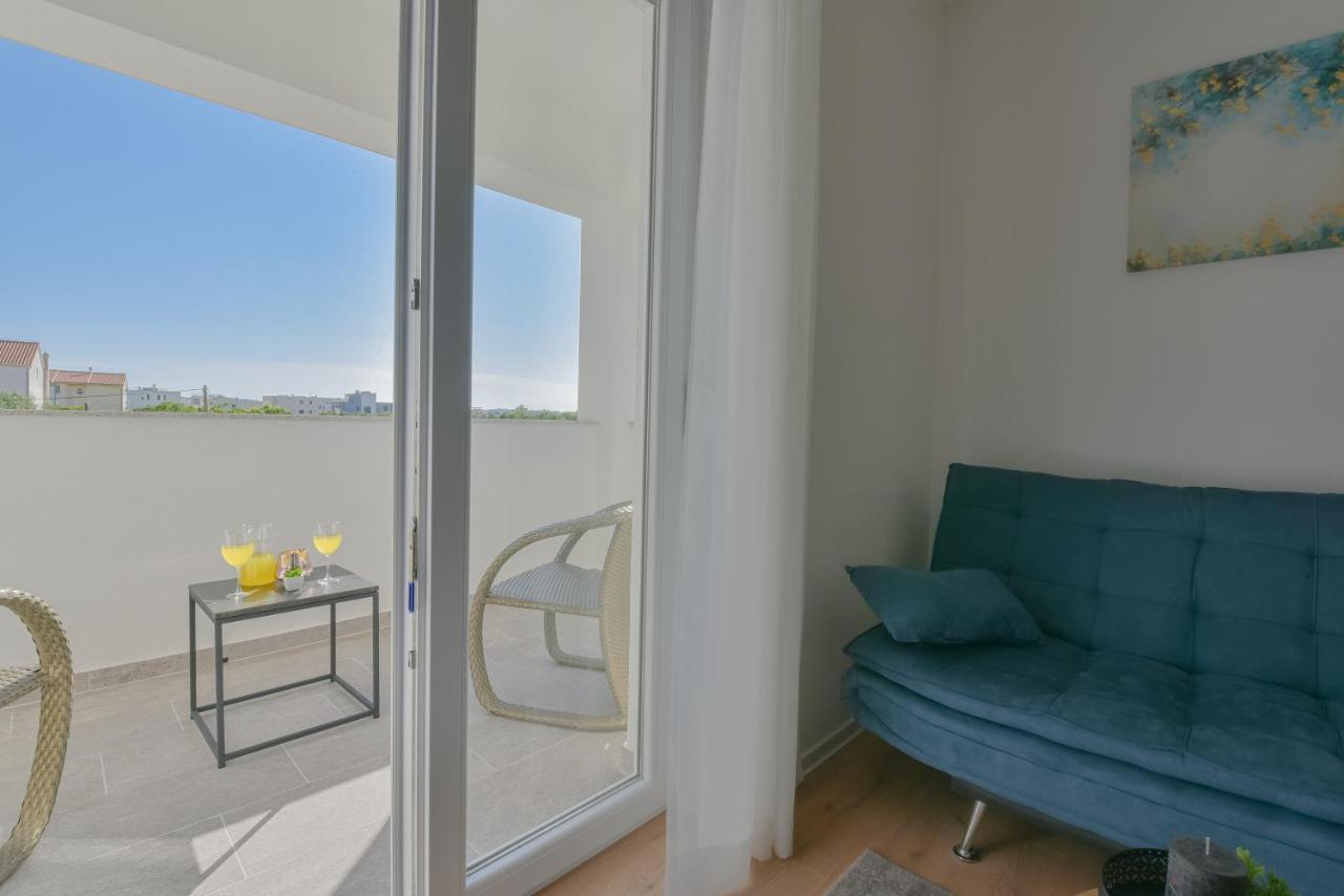 Apartments Noa ซูโกชัน ภายนอก รูปภาพ