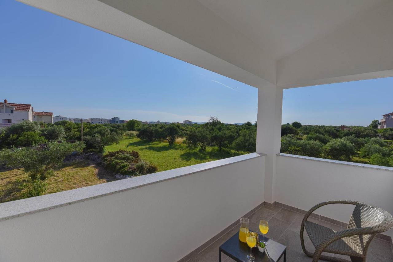 Apartments Noa ซูโกชัน ภายนอก รูปภาพ
