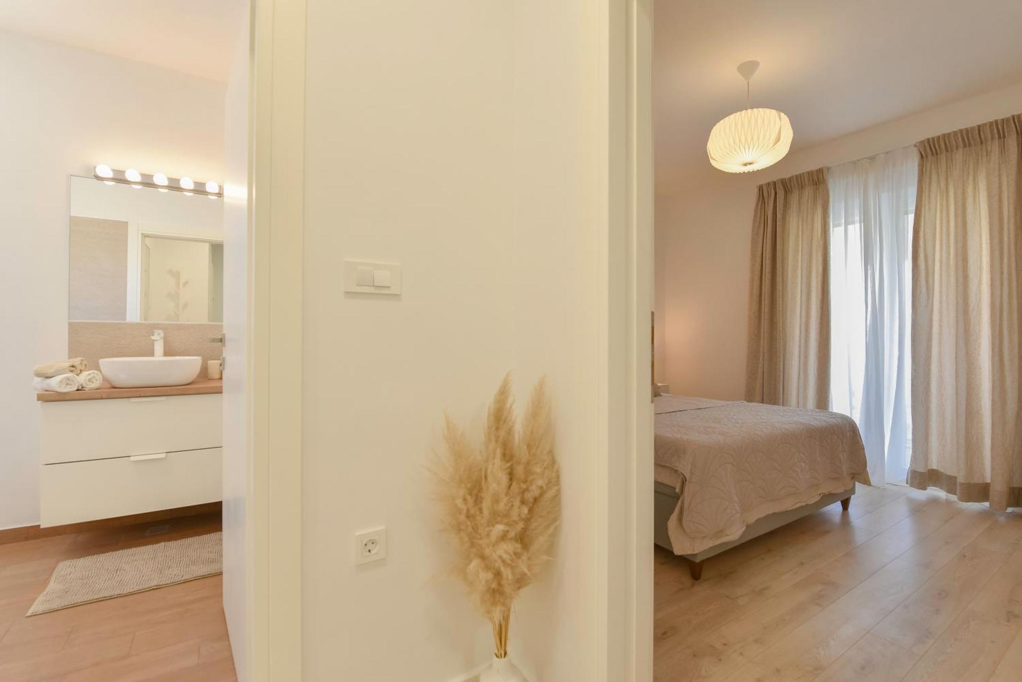 Apartments Noa ซูโกชัน ห้อง รูปภาพ